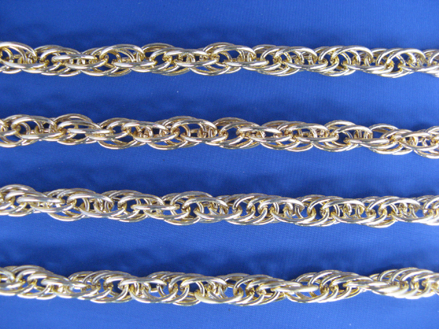 25 Meters Golden 1.4mm Jewelry Woven Chain - Click Image to Close
